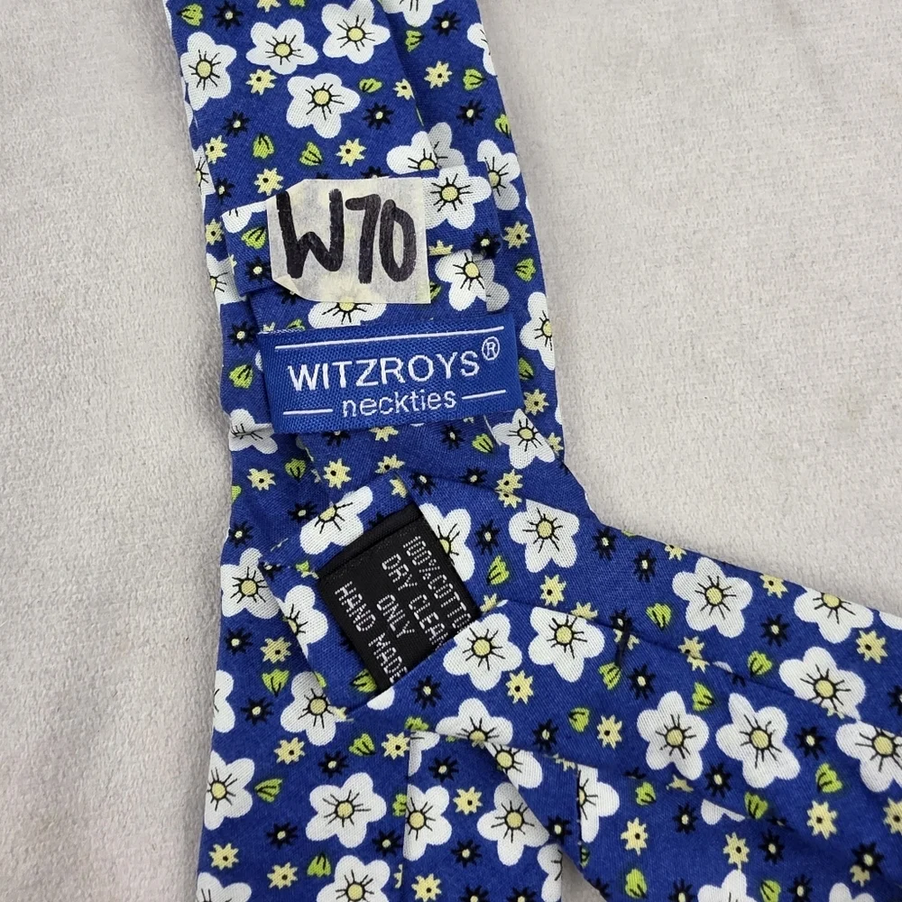 NWOT Witzroys Floral Blue Slim Skinny Tie 2.5